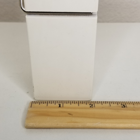 Giant Clothespin Paper Clip Desktop Note Holder 8"x2" - Picture 7 of 8